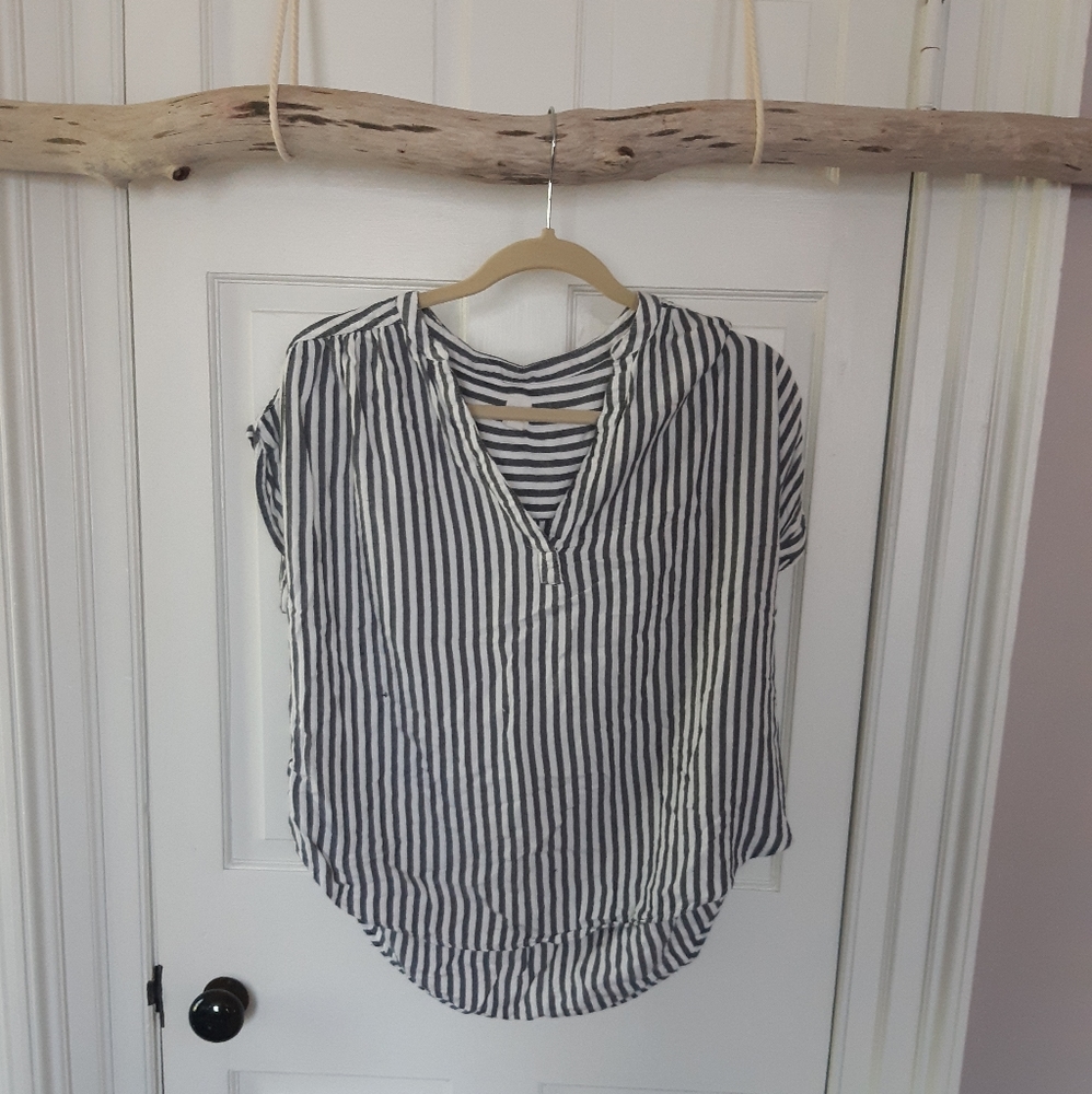 Gap loose fit rayon t-shirt